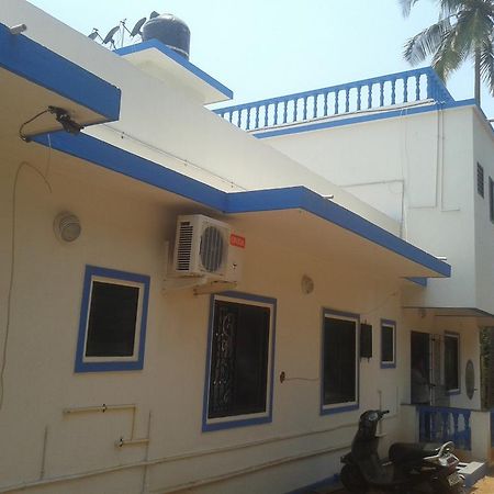 Casa Almeida Pensión Candolim Exterior foto